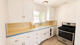 MUST-SEE! 1Bd+1Ba at 1553-1555 Riverside Dr. Glendale, CA 91201 - Photo 1 of 1