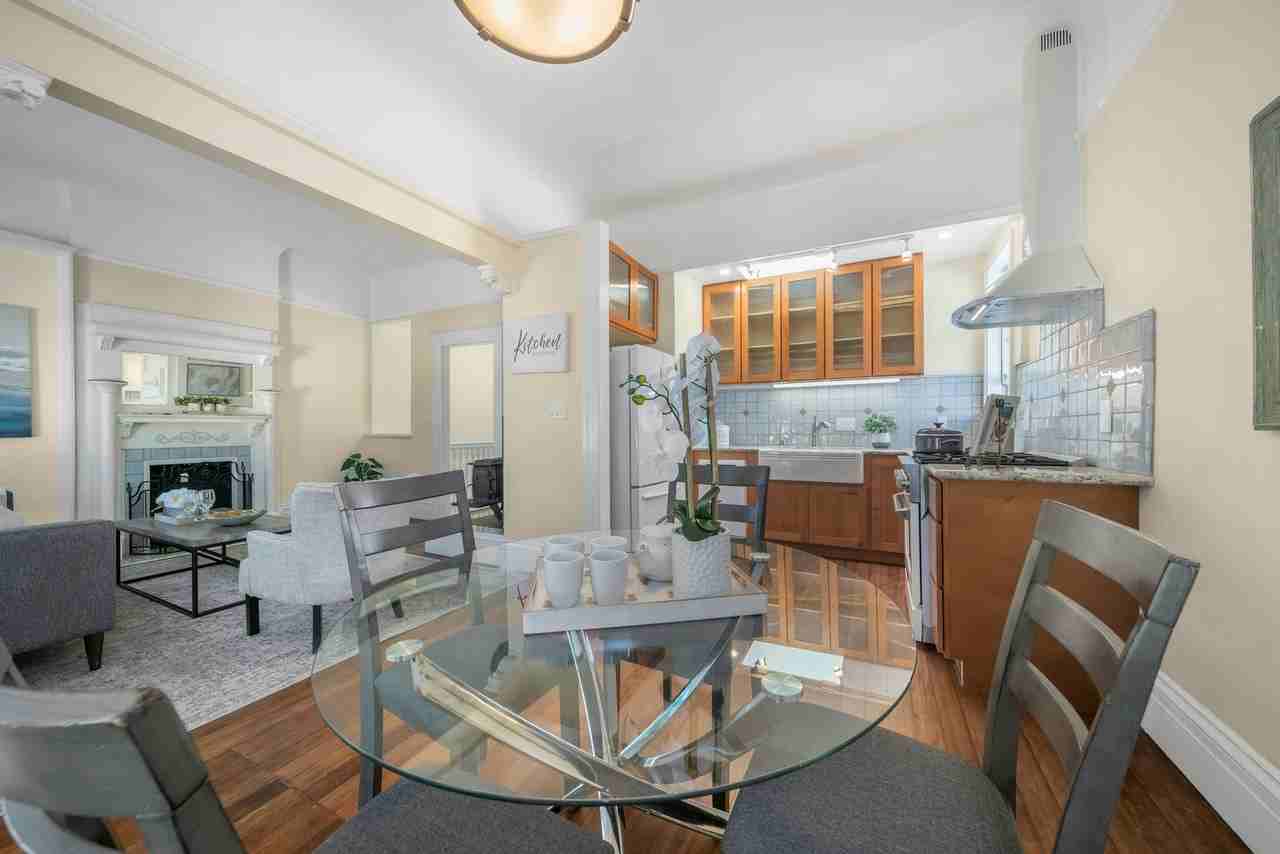 2825 23rd St - Photo 2 of 23
