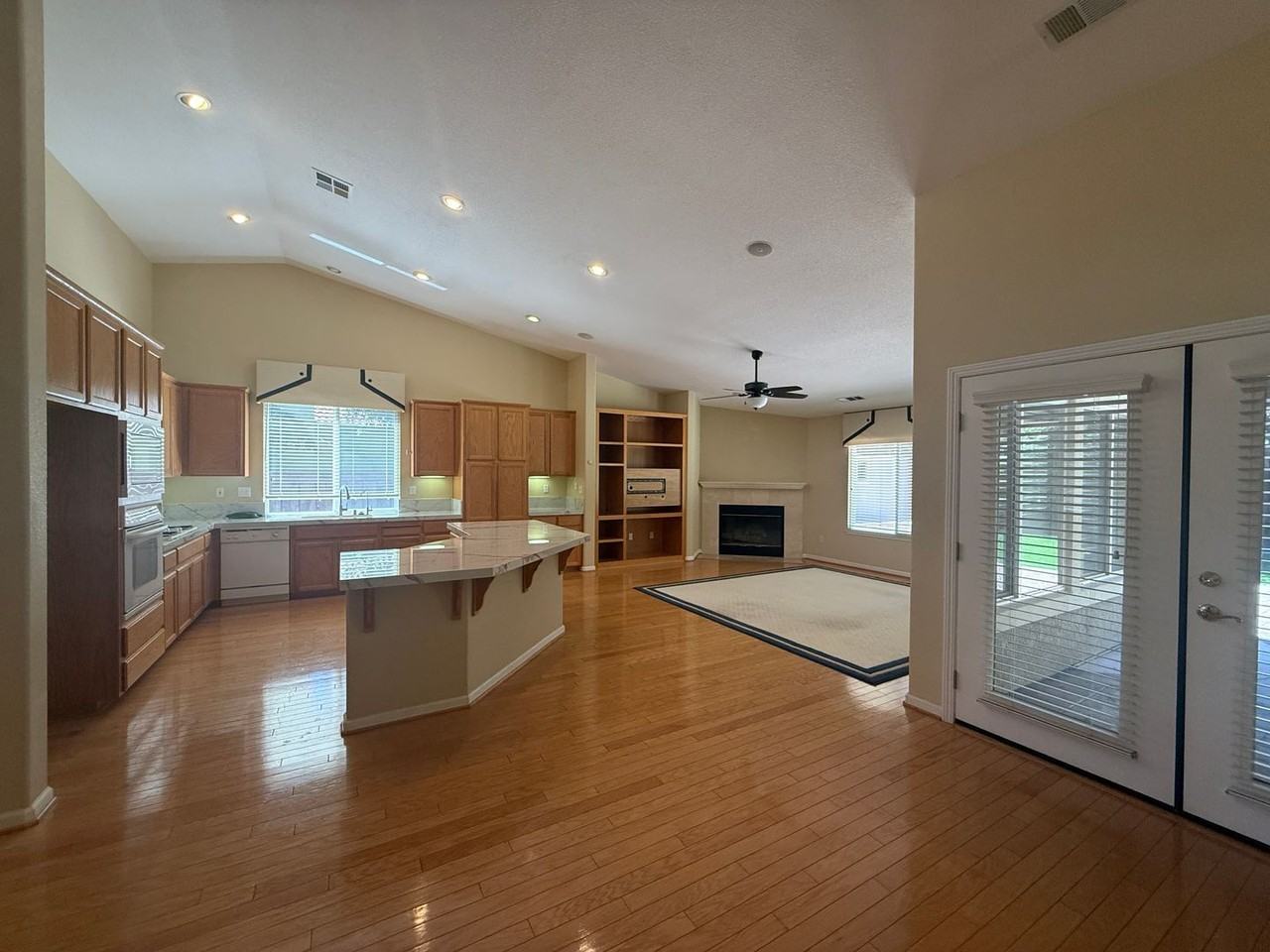 661 Vintage Valley Dr - Photo 4 of 21