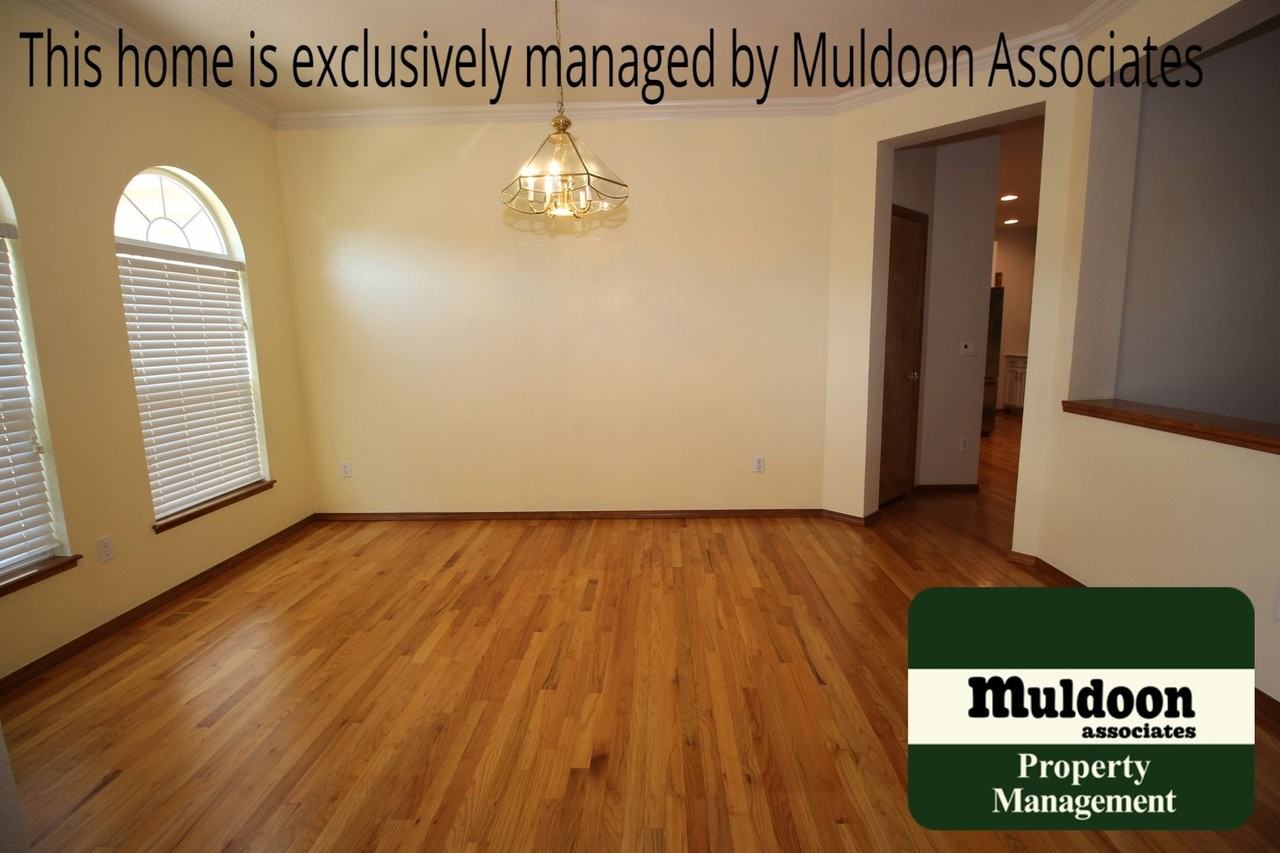3389 Magellans Eagle Dr - Photo 4 of 35