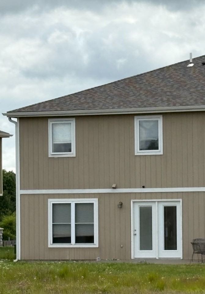 219 Kelly Ln - Photo 2 of 5