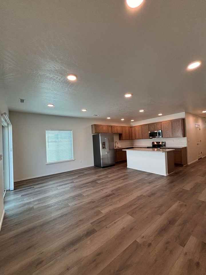 3672 S Roosevelt St - Photo 5 of 7