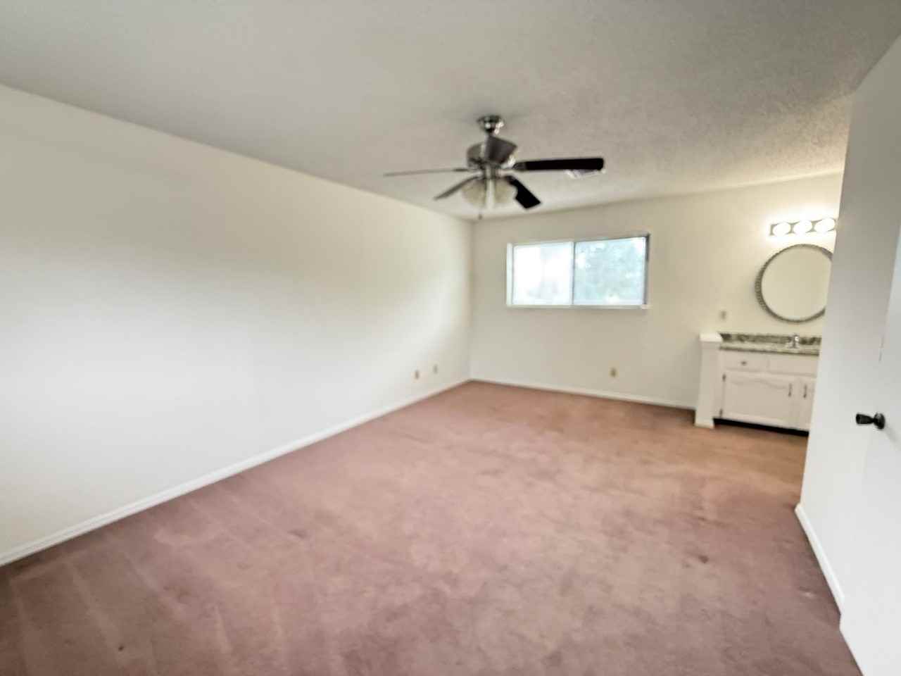 6611 E 79th St - Photo 5 of 20