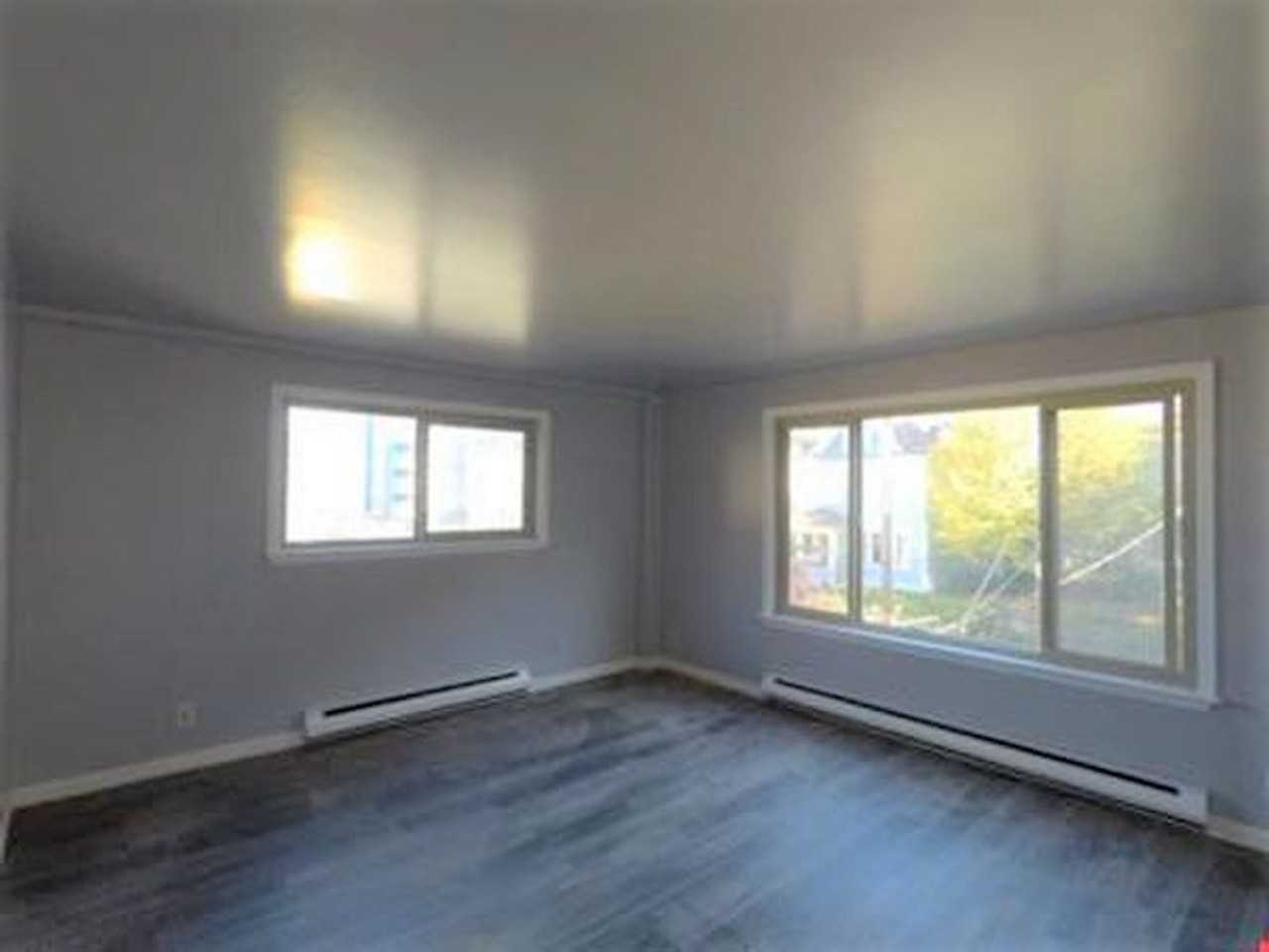 Santa Fe Apartments - Photo 2 of 10