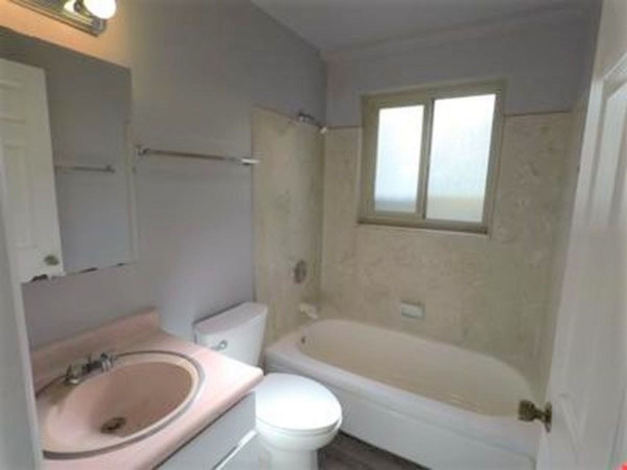 Santa Fe Apartments - Photo 5 of 10