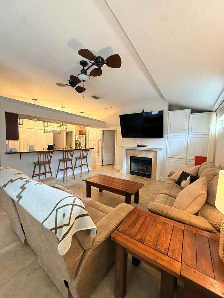2204 Whits Manor Rd - Photo 2 of 26