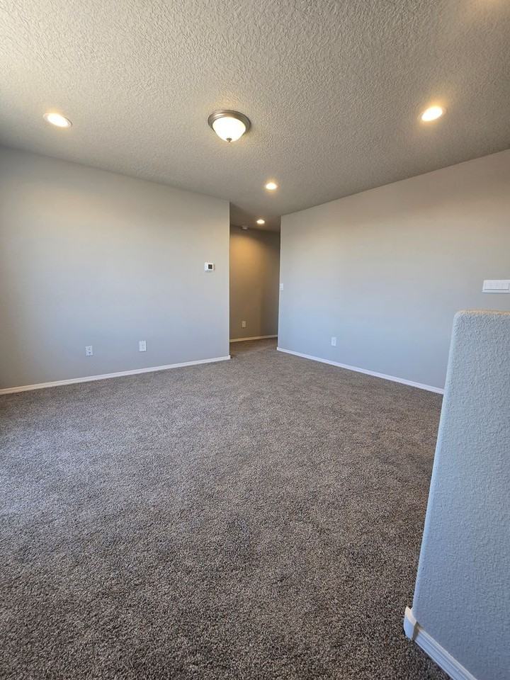 3209 Tazanita Loop Se - Photo 4 of 25