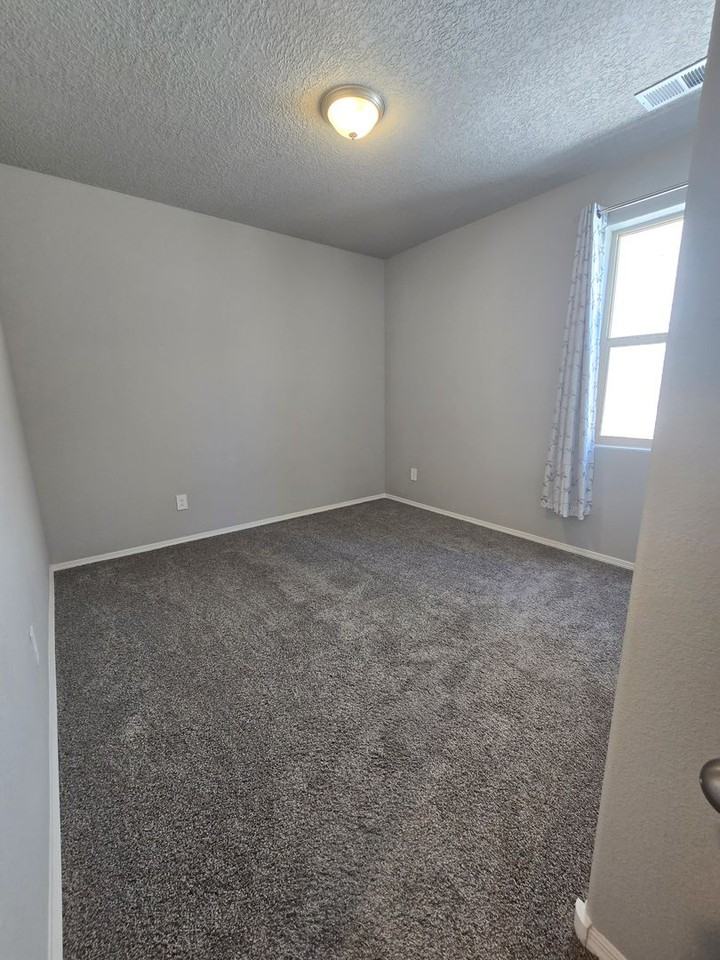 3209 Tazanita Loop Se - Photo 6 of 25