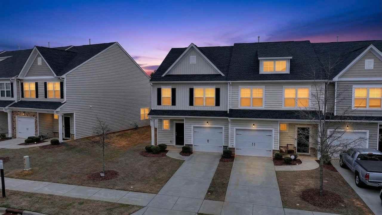 3932 Townes Blvd - Photo 2 of 27