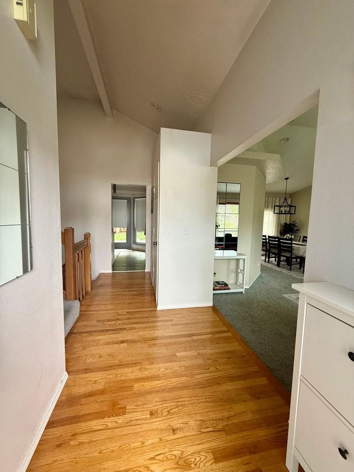 16715 Nw Norwalk Dr - Photo 3 of 20