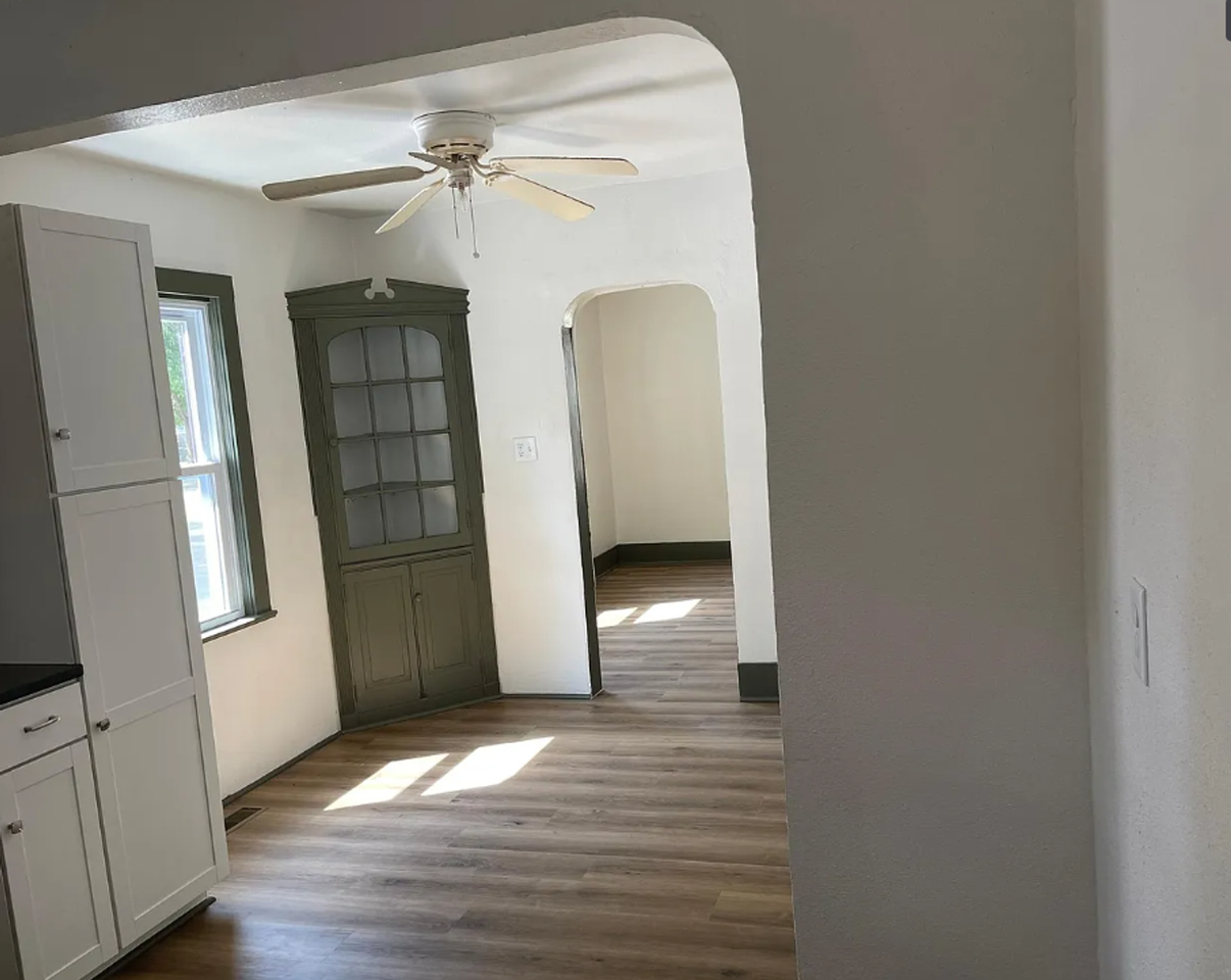 120 S Saint Clair Ave - Photo 4 of 10
