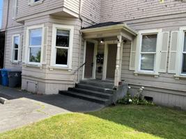 featured image of 2303 Summer St