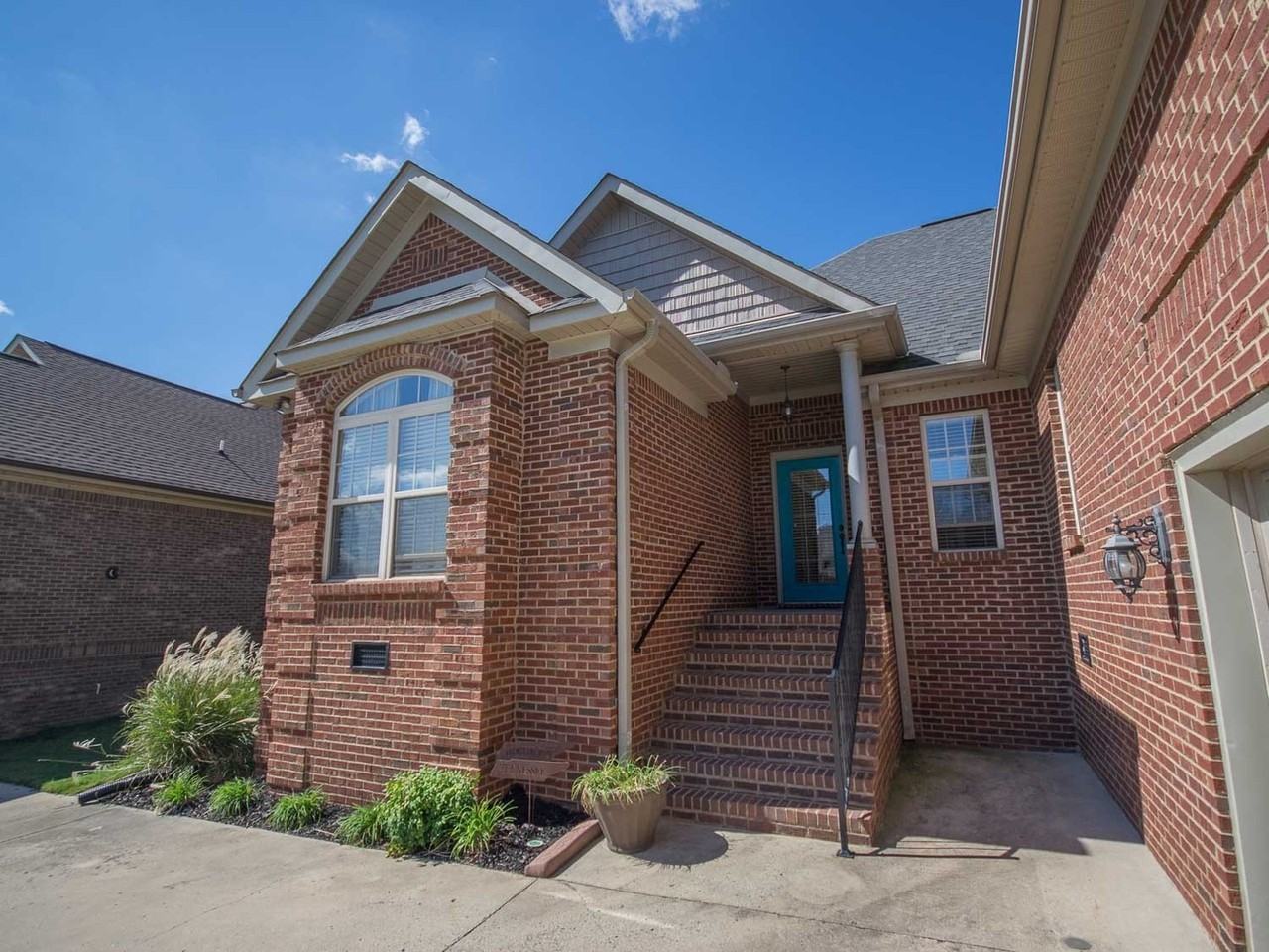 22772 Winged Foot Ln - Photo 2 of 31