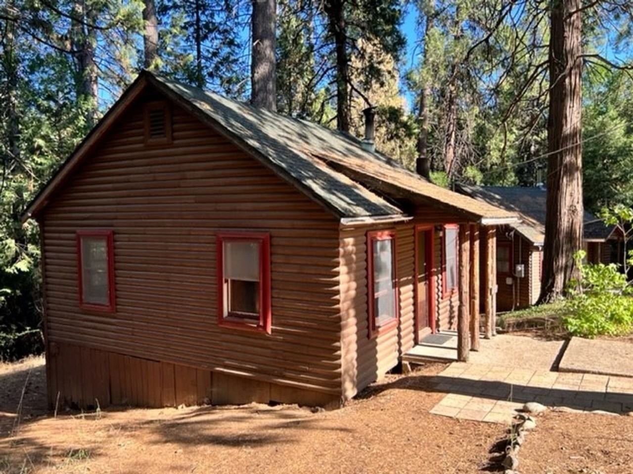 22997 N Tuolumne Rd - Photo 4 of 15