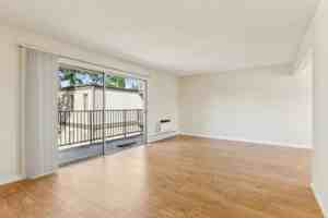 featured image of 960 Oak Ln