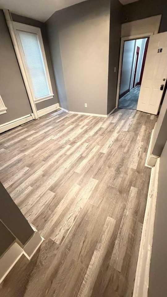 232 S. 6th St. - Photo 4 of 14