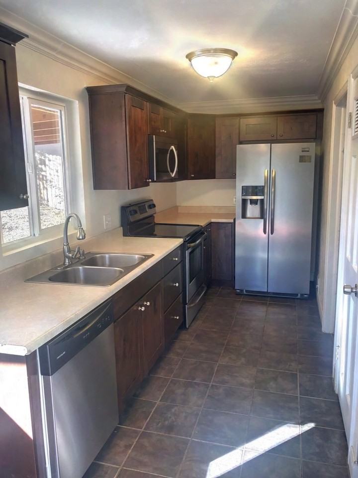 1440 W Alaska Pl - Photo 2 of 11