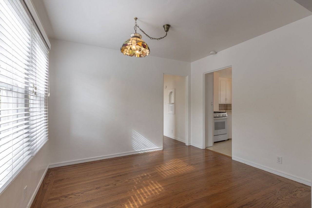739 Circle Ct - Photo 6 of 29