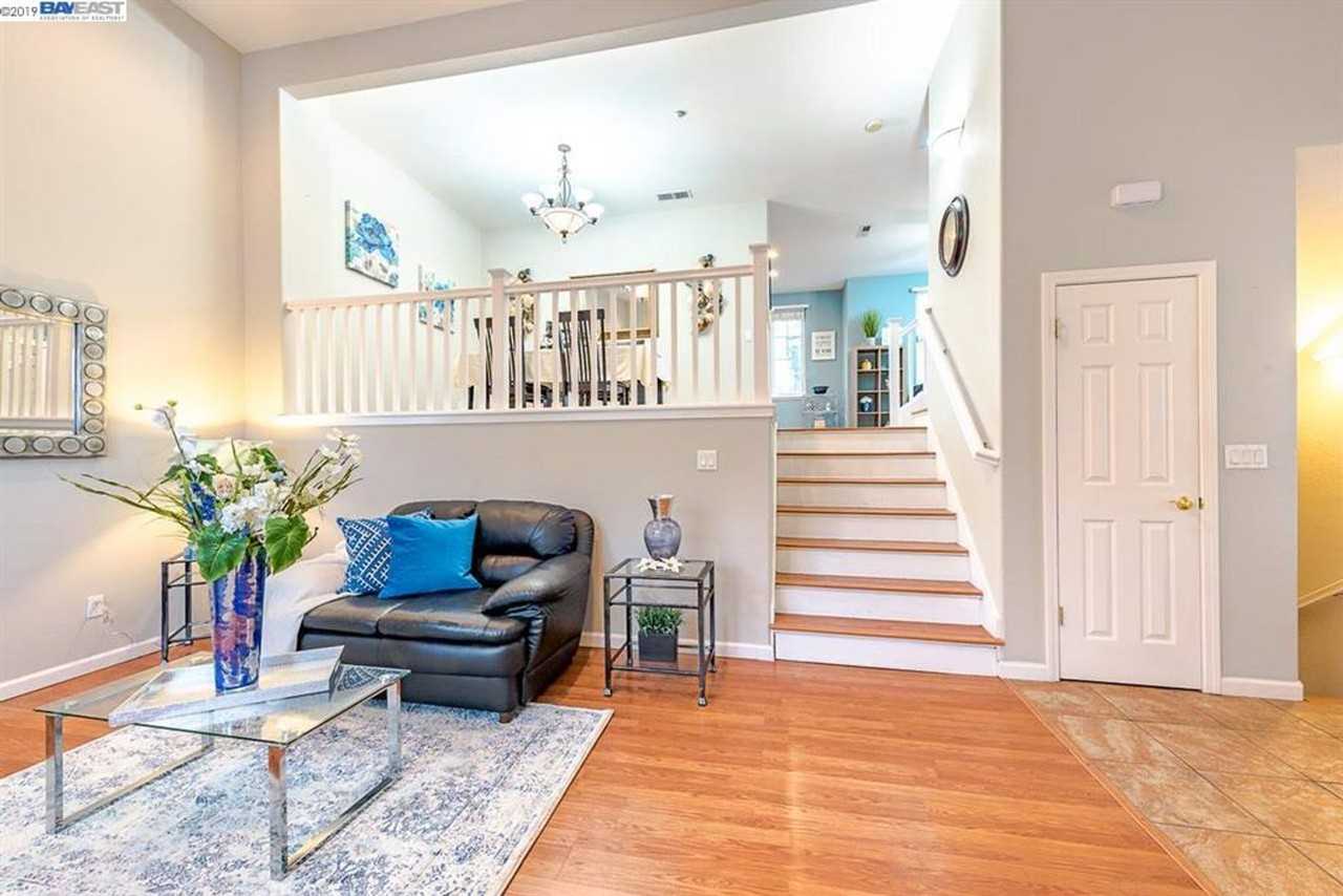 3574 Altamira Ter - Photo 6 of 19