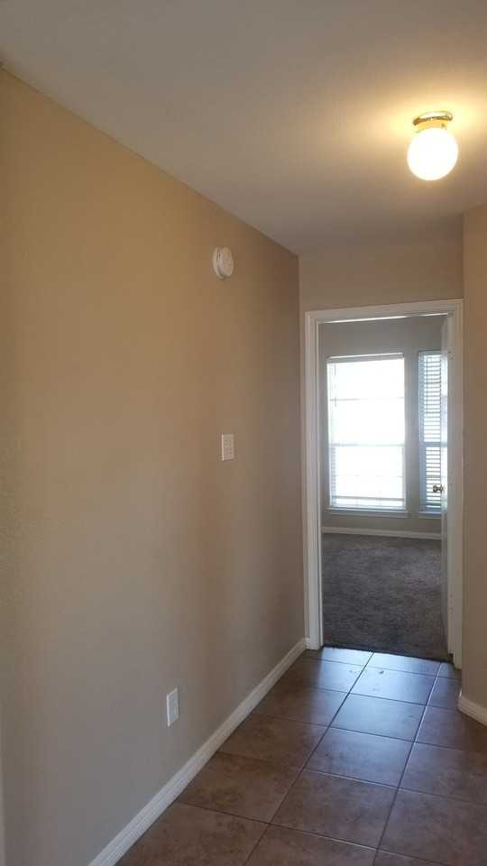 3935 Cary Creek Dr - Photo 4 of 11