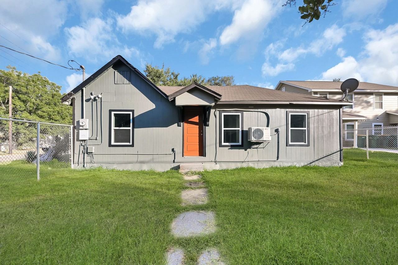 601 Booker T Washington St - Photo 4 of 18