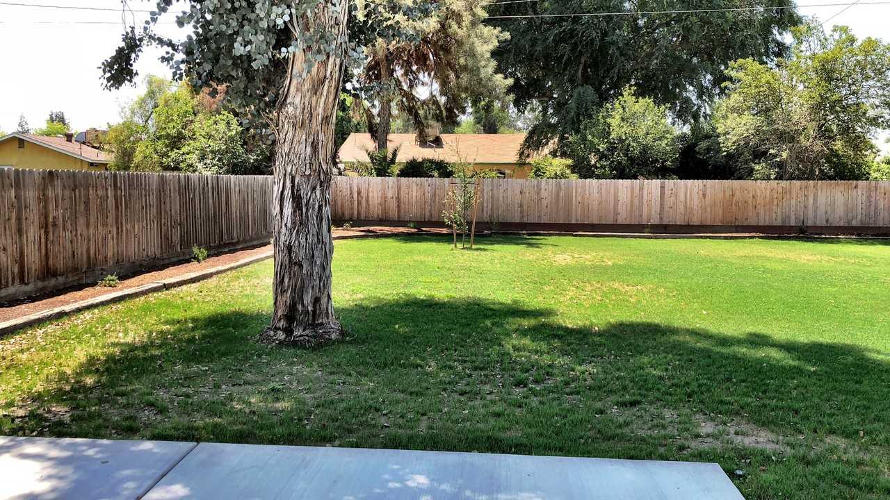 161 E Lois Ave - Photo 3 of 15