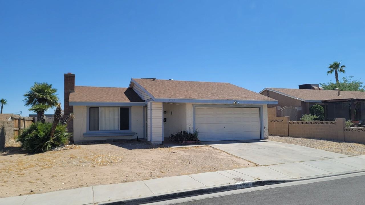 7123 Clearwater Ave - Photo 2 of 16