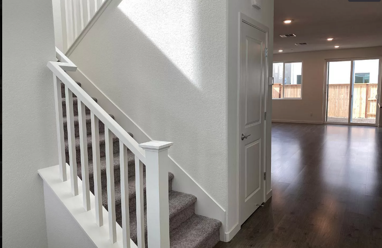 2686 Alcove Way - Photo 7 of 8