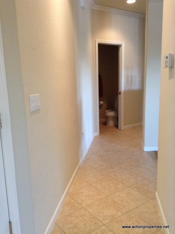 6145 Crater Lake Dr - Photo 6 of 43