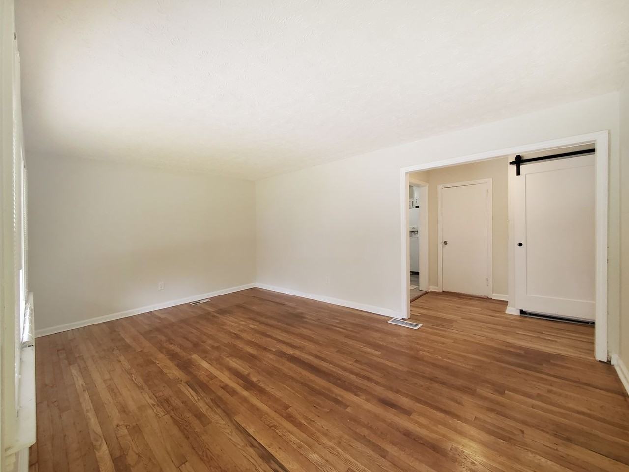 3018 Grand Ave Sw - Photo 7 of 21