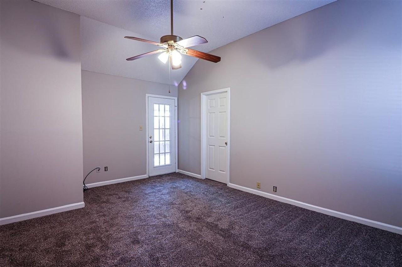 2957 Boyington Cv - Photo 5 of 11