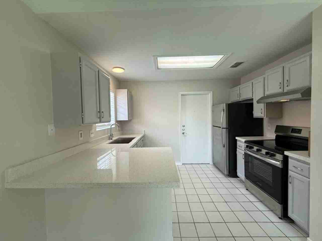 1208 N Oakmont Loop - Photo 5 of 22