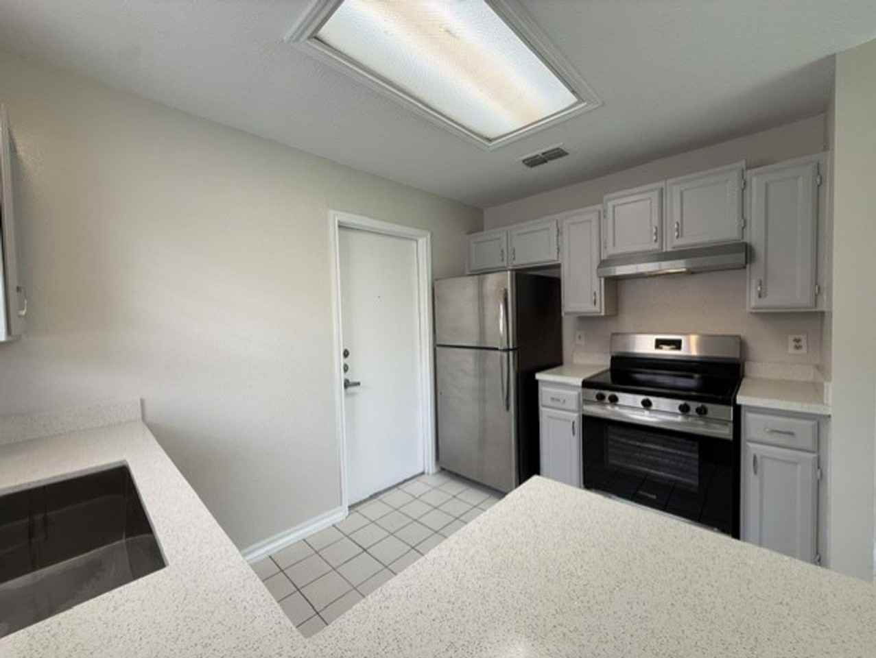 1208 N Oakmont Loop - Photo 6 of 22