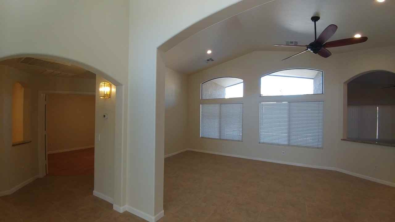 1004 W Dexter Way - Photo 6 of 43
