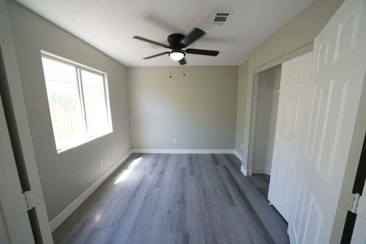 4281 Desert Heart Ct - Photo 3 of 30