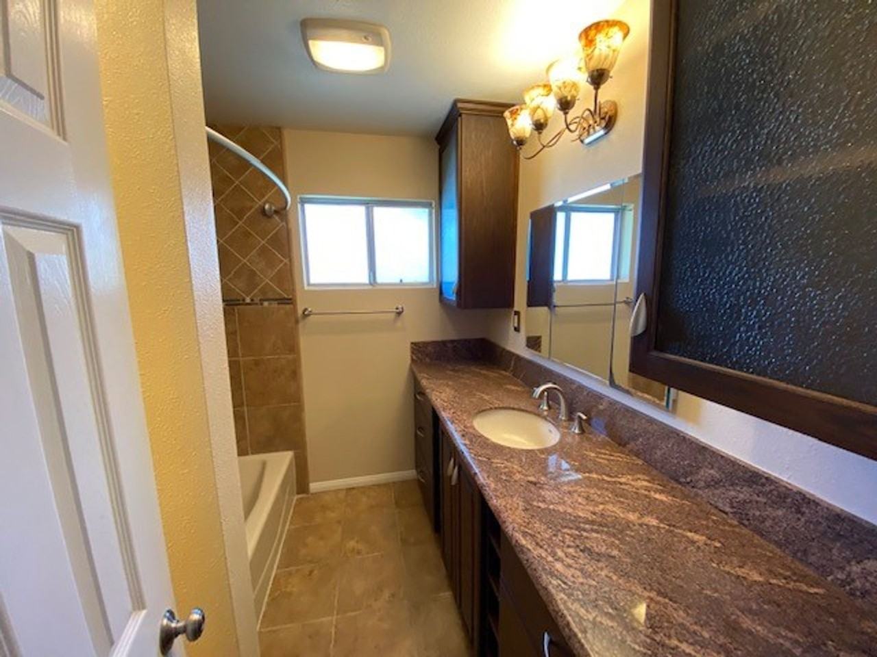 8041 Worthy Dr - Photo 7 of 12