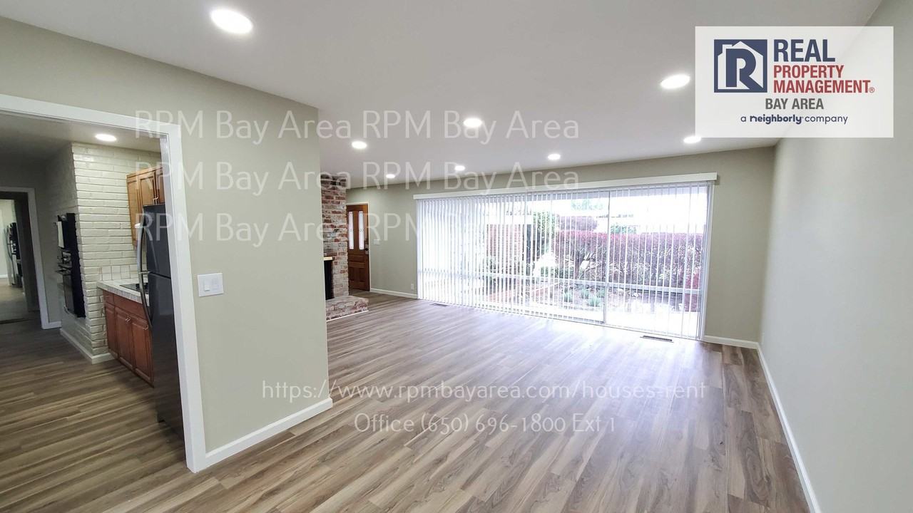 1119 Ridgewood Dr - Photo 3 of 17