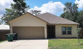 22423 Woodlake Rd - Photo 1 of 1