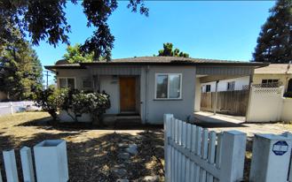 1148 E Fairmont Ave - Photo 1 of 1
