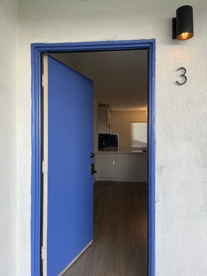 255 S. Ave. 55 - Photo 3 of 40