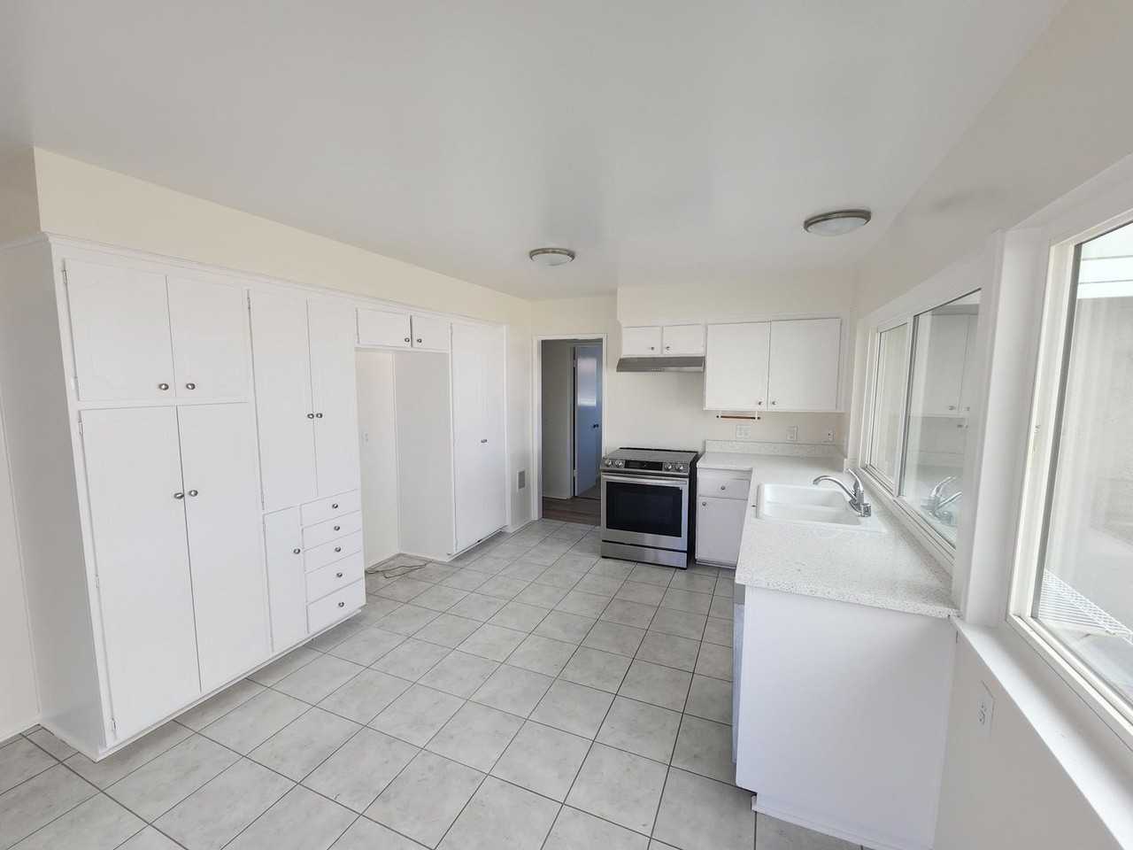 5641 Tilburg Dr - Photo 5 of 25