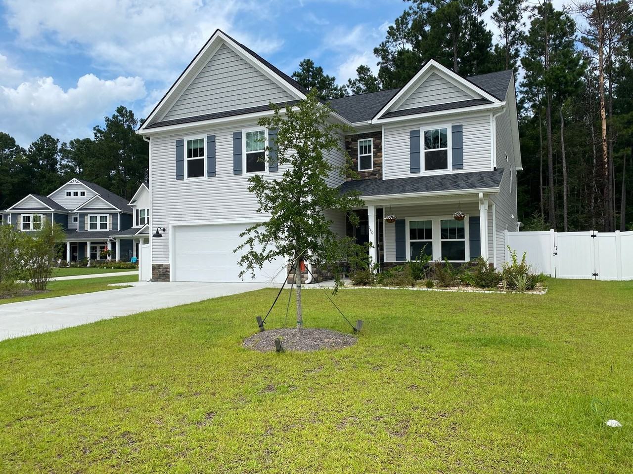 140 Pickett Fence Ln - Photo 2 of 45