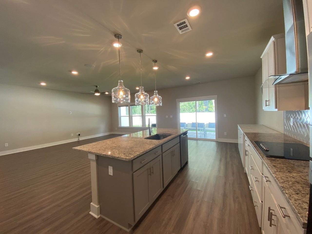 140 Pickett Fence Ln - Photo 6 of 45