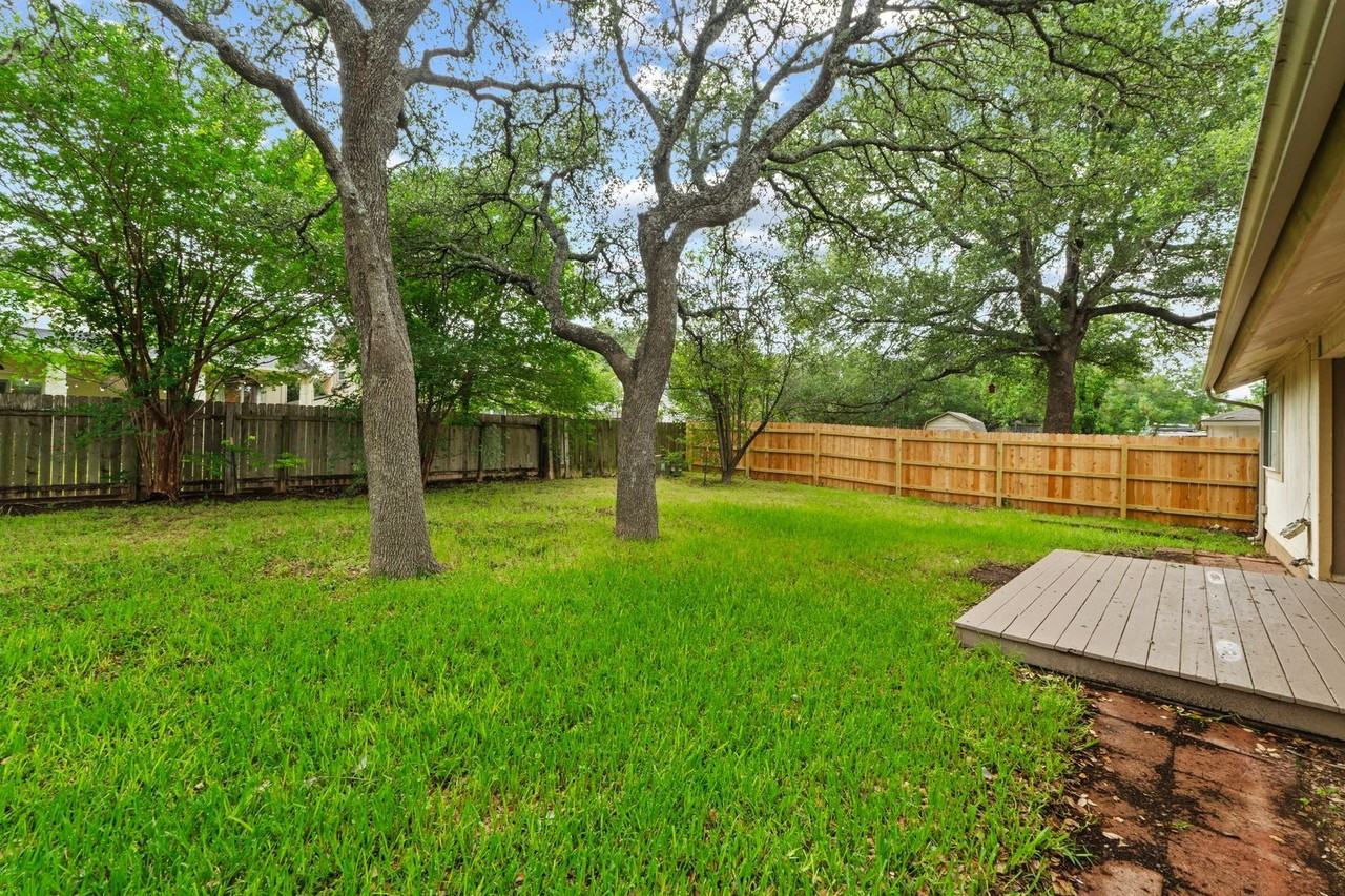 3509 Monument Dr - Photo 3 of 21
