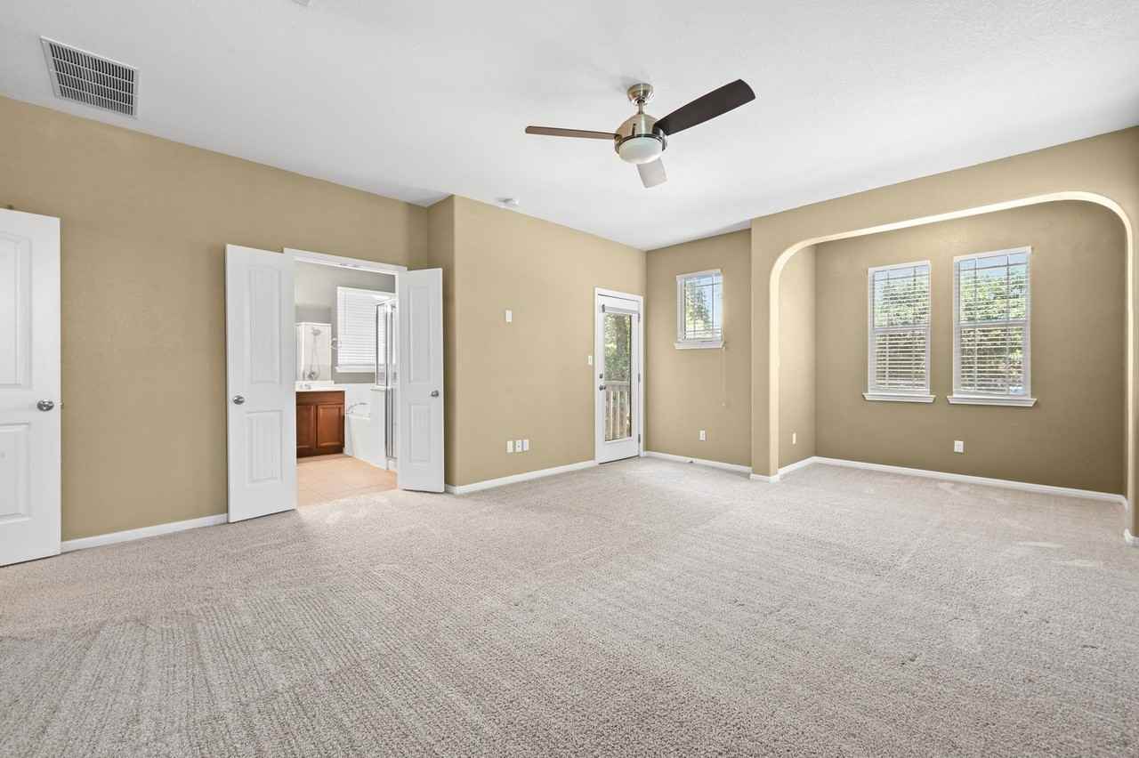 1308 Central Park Ct - Photo 5 of 24