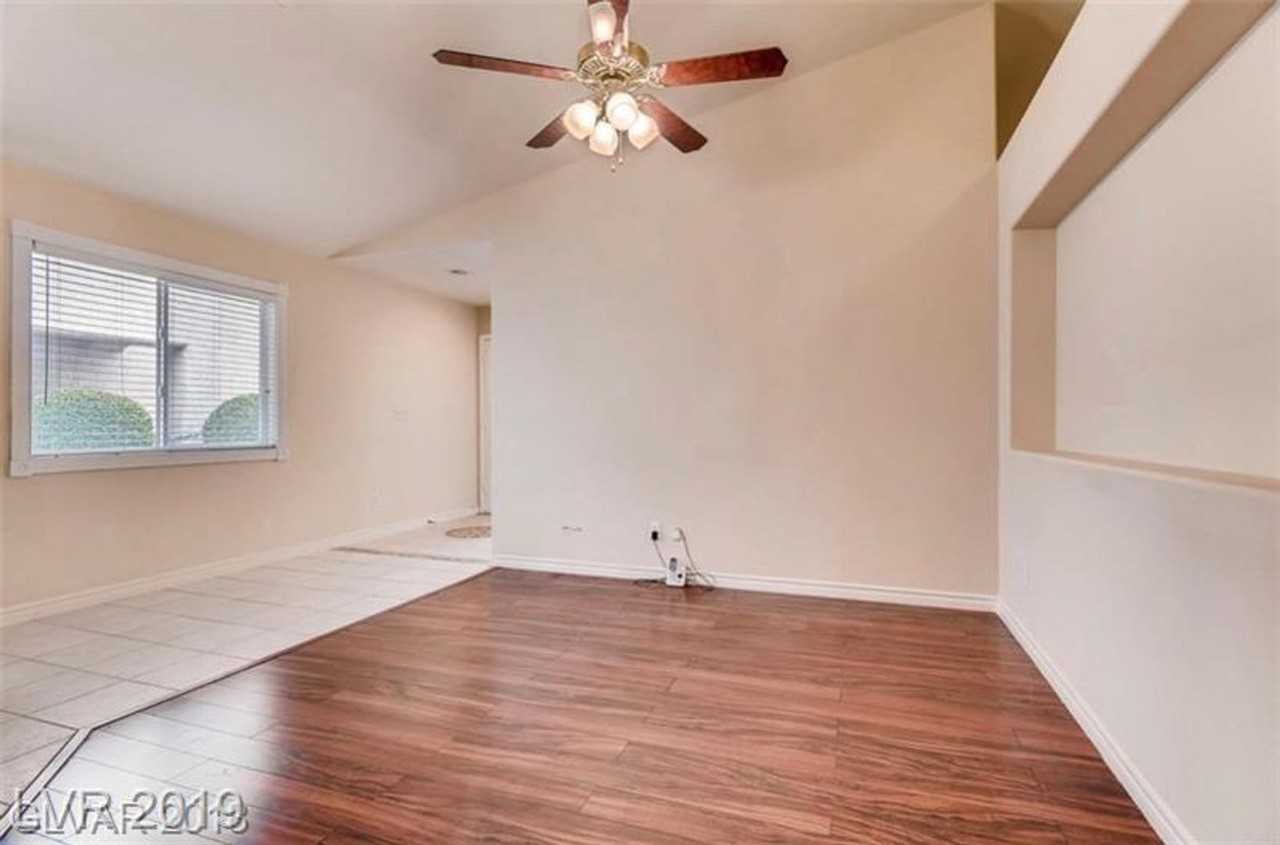8812 Tumblewood Ave - Photo 4 of 19