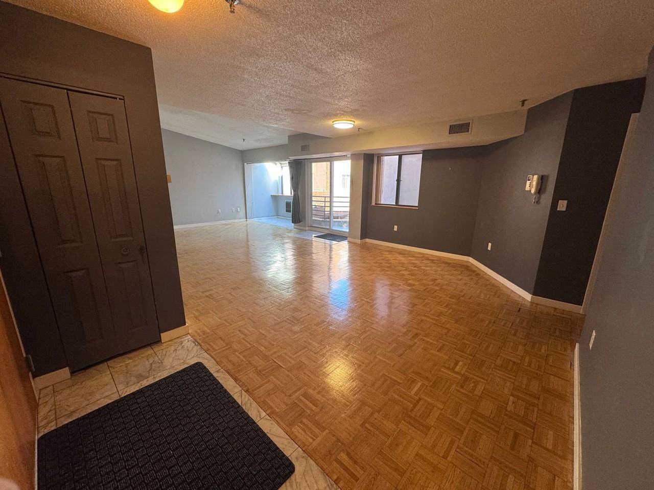 156 Kelton St - Photo 4 of 6