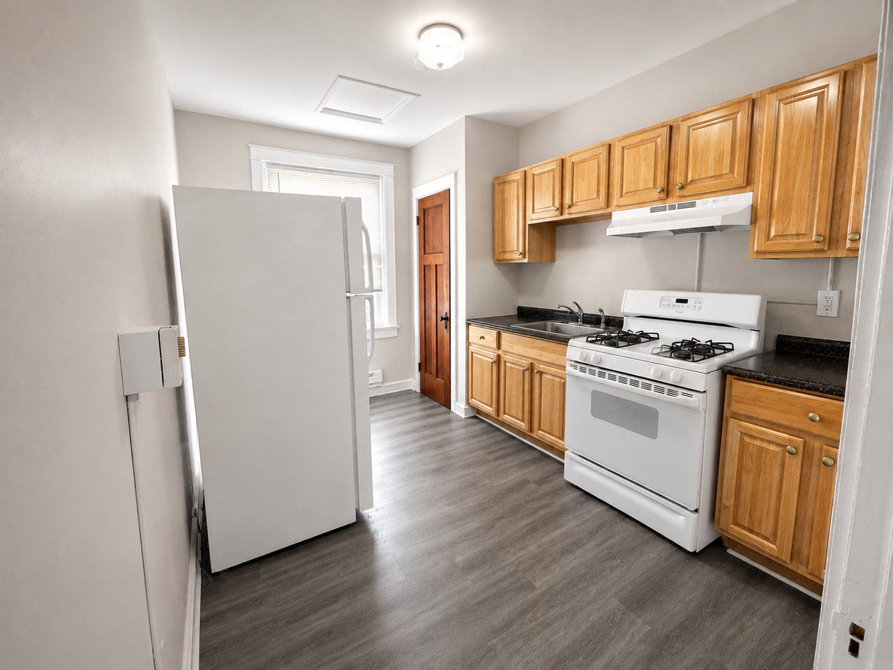 3527 Lyndale Ave - Photo 4 of 14