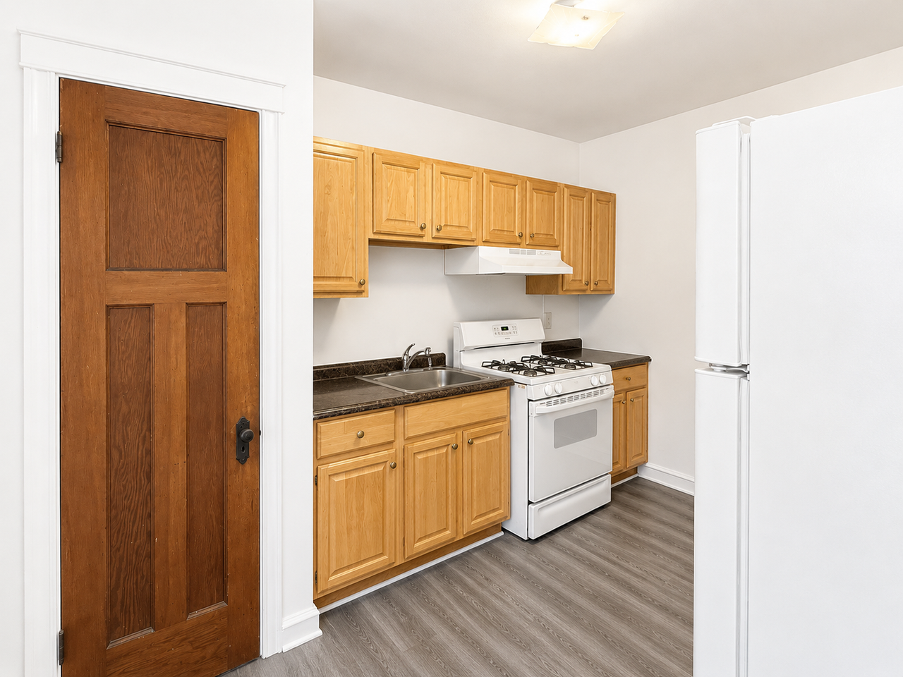 3527 Lyndale Ave - Photo 7 of 14