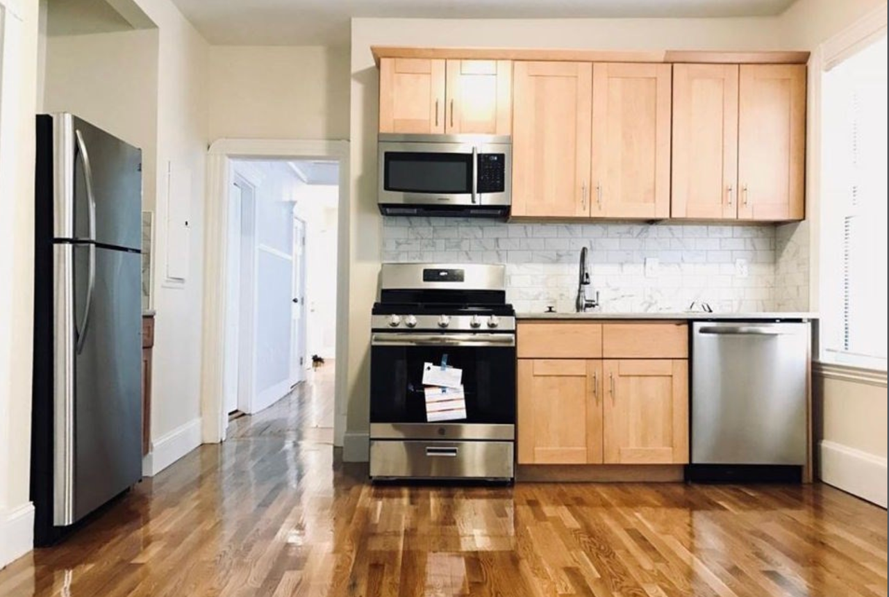 117 Thornton St - Photo 2 of 8
